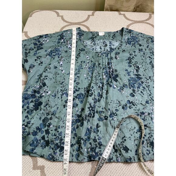 Poetry linen flowy floral water color blouse, size 16 - Picture 6 of 11